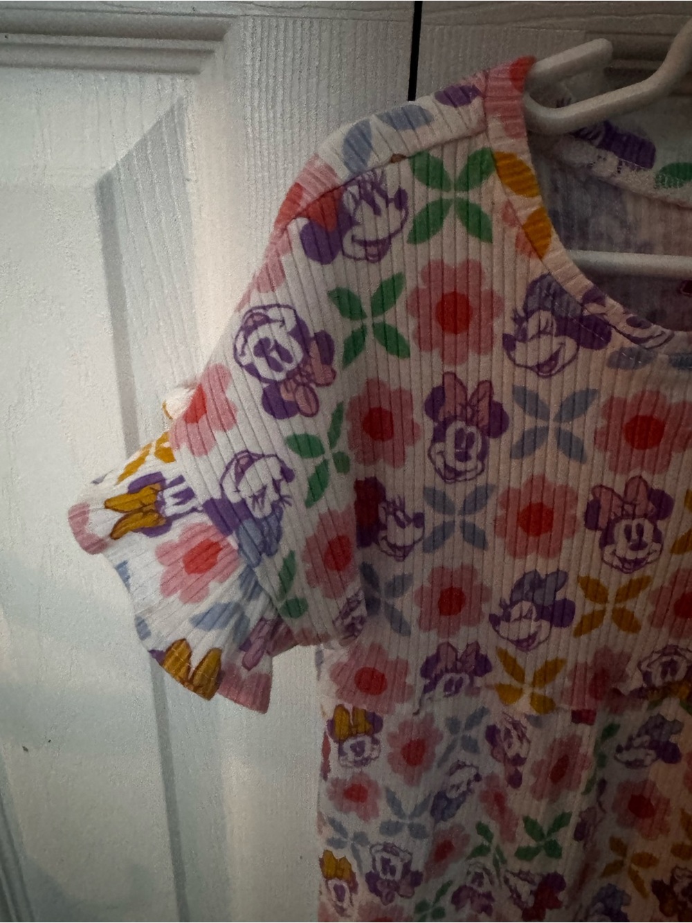 Disney JR X Old Navy | Toddler Girls' White Floral Minnie Short Sleeve Dress - Picture 2 of 4